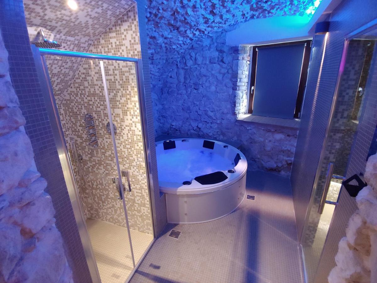 Castello Di Fagnano -Albergo Diffuso & Spa Fagnano Alto Экстерьер фото